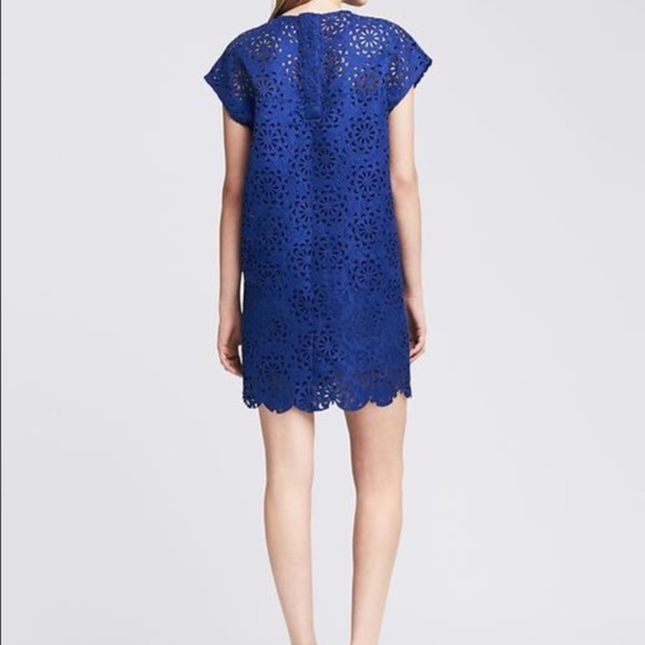 Banana Republic BR Monogram Cutout Dress Laser Cut - Picture 2 of 4